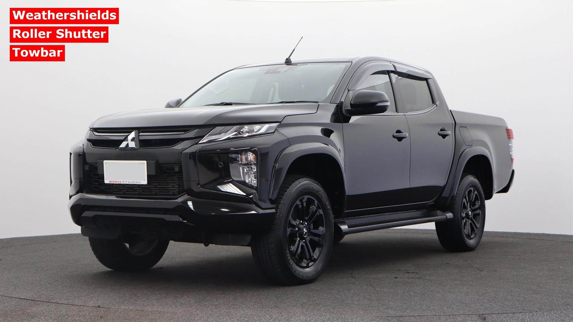 Mitsubishi Triton image 1