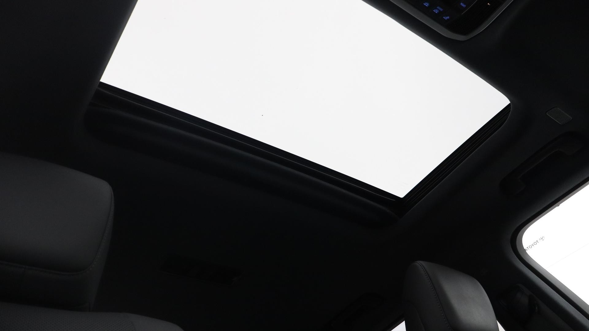 Toyota Landcruiser image 4