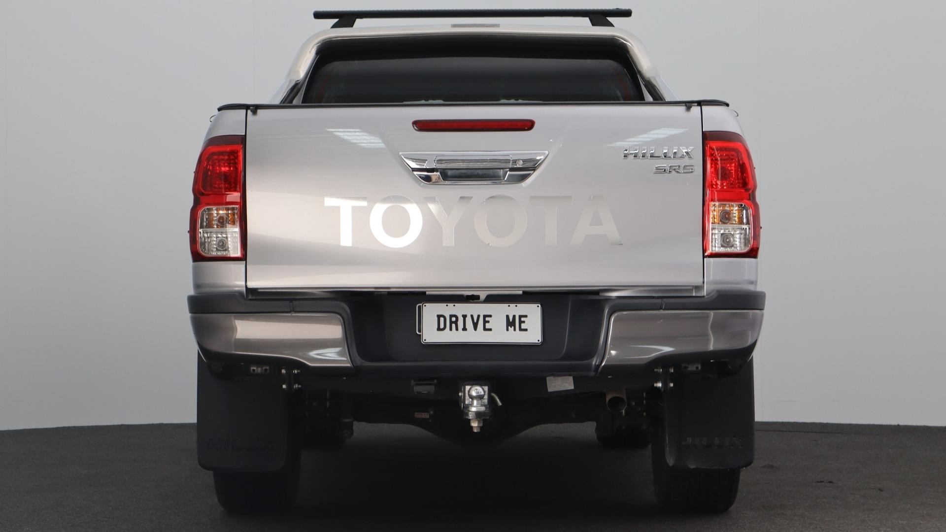 Toyota Hilux image 3
