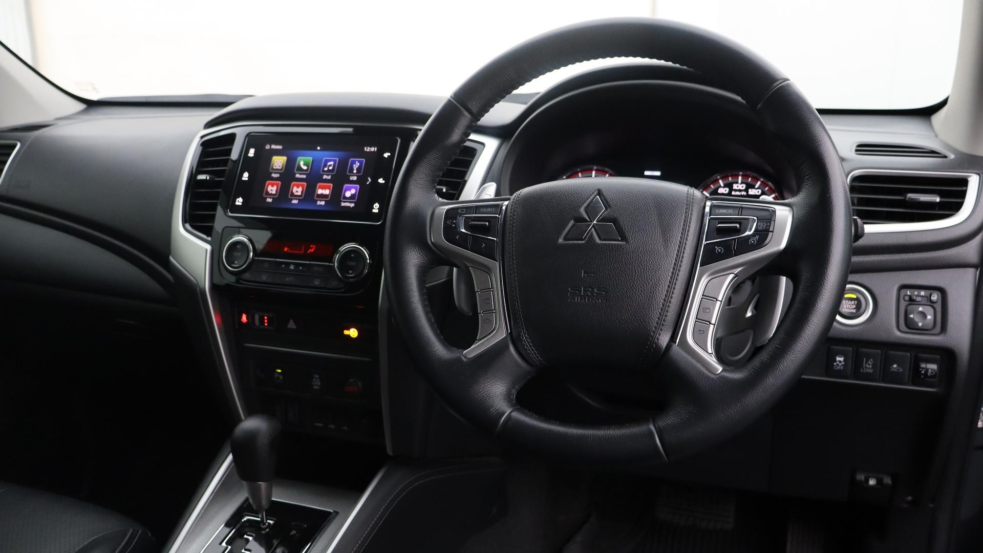 Mitsubishi Triton image 4