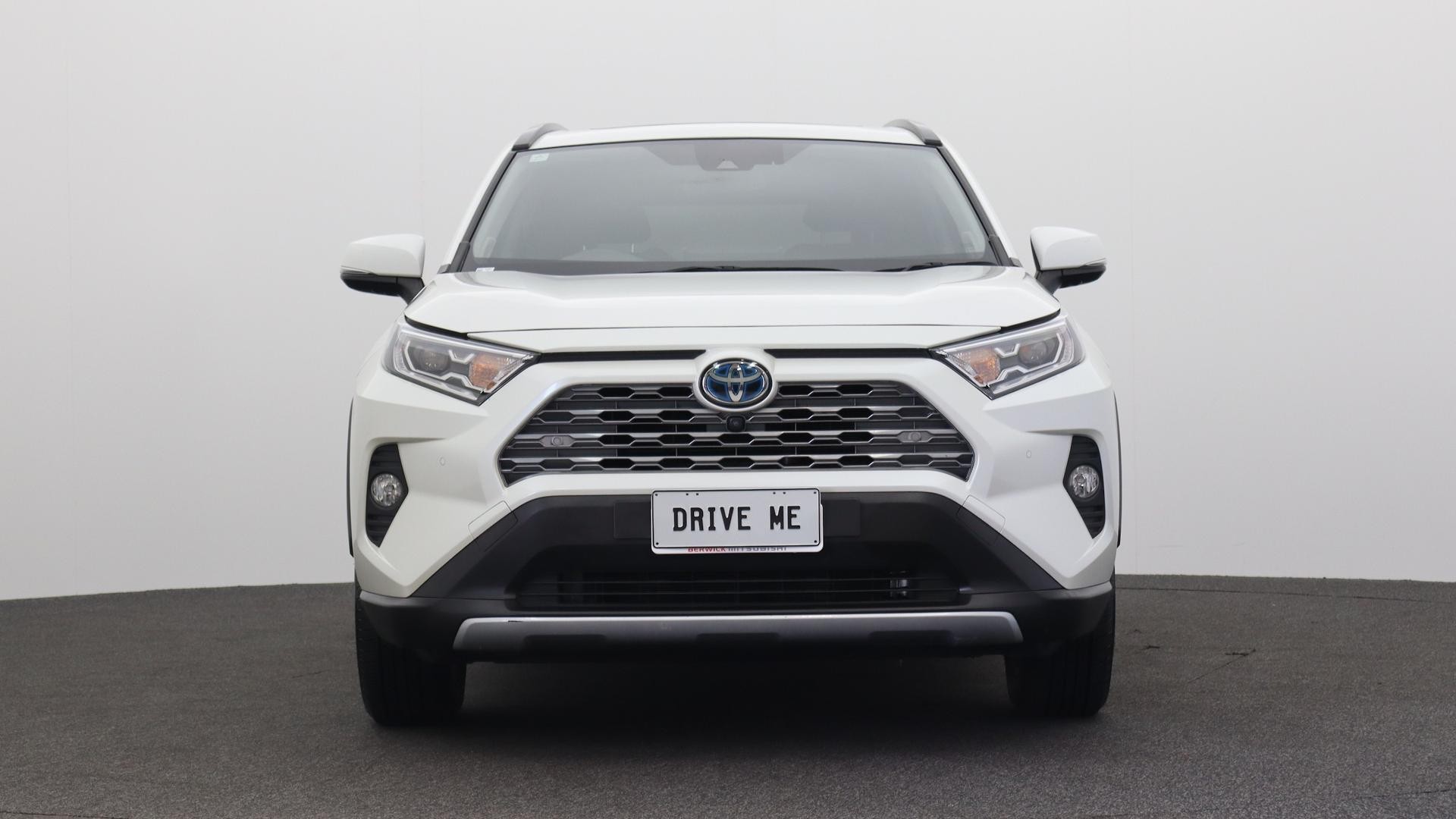 Toyota Rav4 image 2