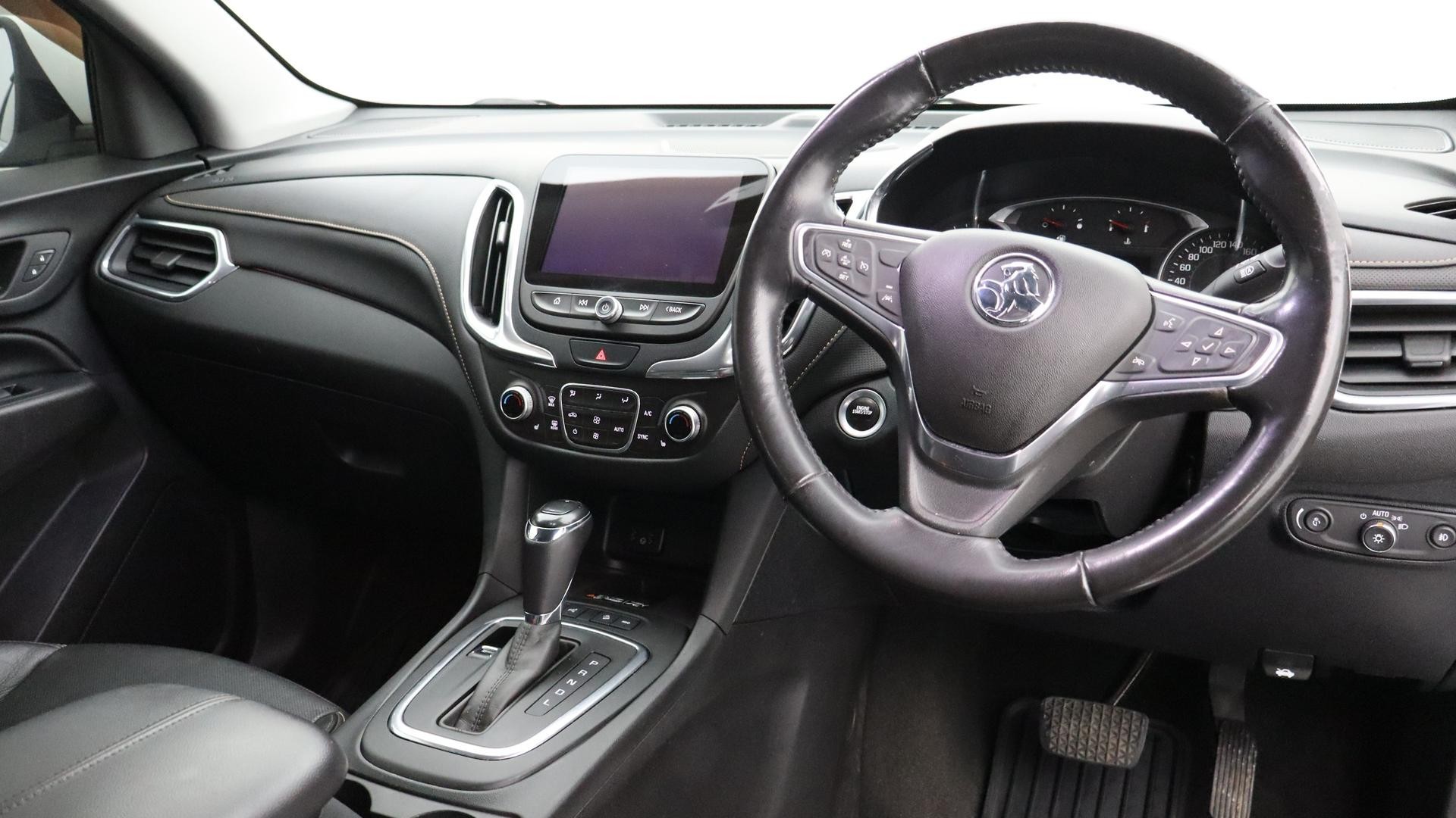 Holden Equinox image 4