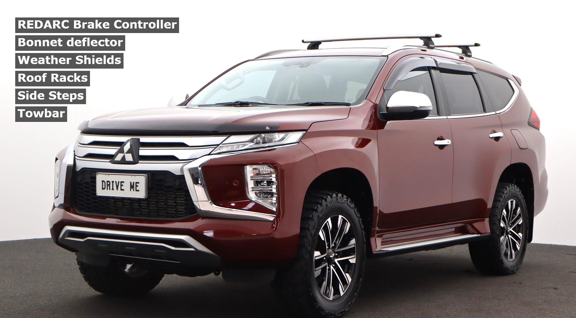 Mitsubishi Pajero Sport image 1