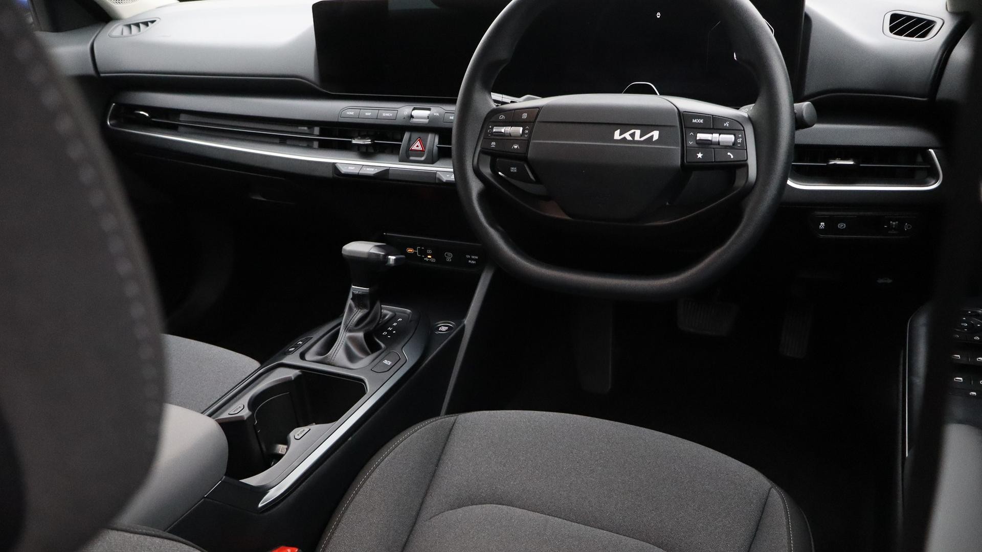 Kia K4 image 4