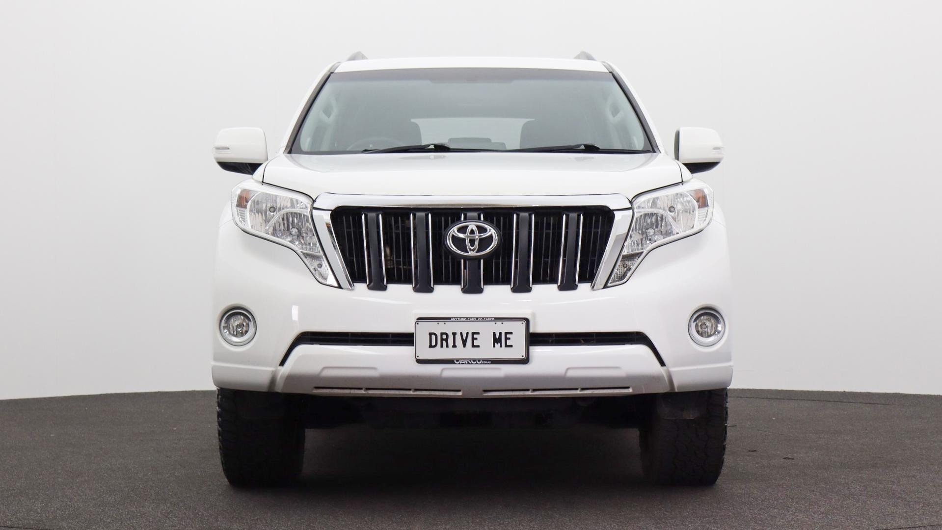 Toyota Landcruiser Prado image 2