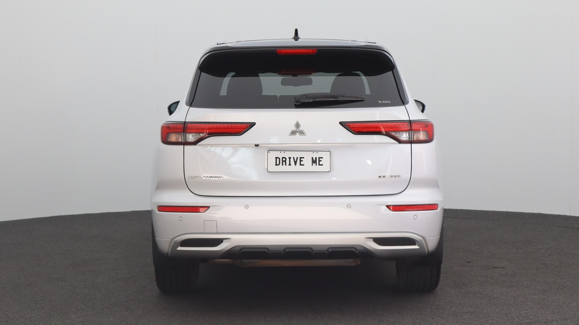 Mitsubishi Outlander image 3