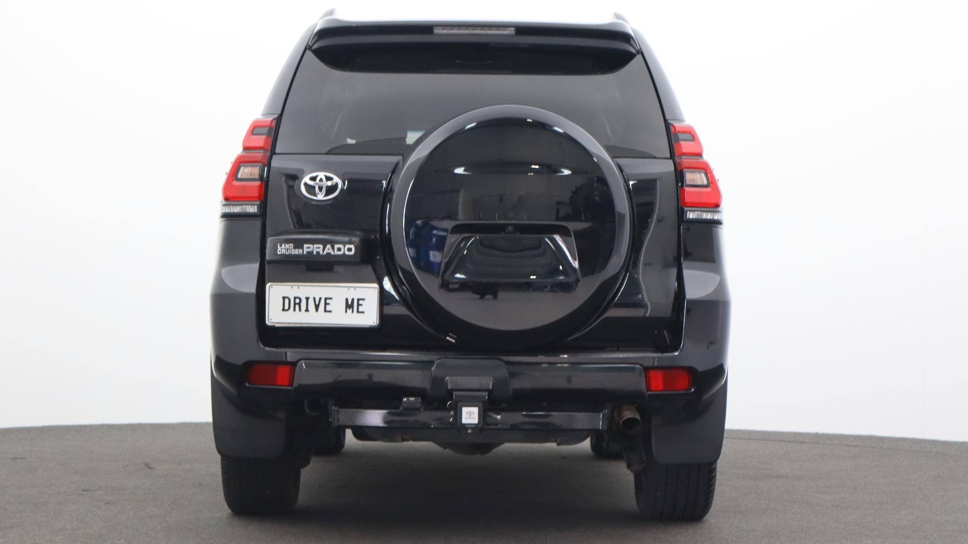 Toyota Landcruiser Prado image 3
