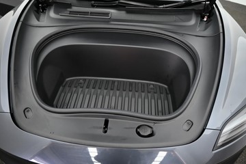 https://dvg-vehicle-assets.s3.amazonaws.com/U18383/1bk0elxsxihk6sfjyj3c5f0j1.jpg