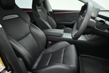 https://dvg-vehicle-assets.s3.amazonaws.com/U18383/8dh406igpfq2ddss4cfxvsslp.jpg