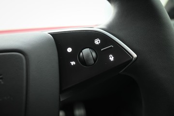 https://dvg-vehicle-assets.s3.amazonaws.com/U18383/d68sb8hupkcshz8iwxze455ea.jpg