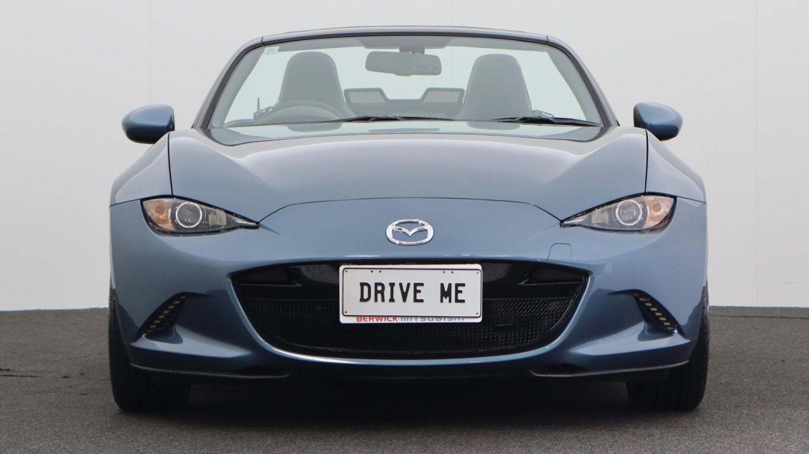 Mazda Mx-5 image 2