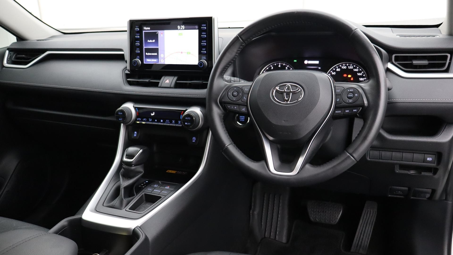 Toyota Rav4 image 4