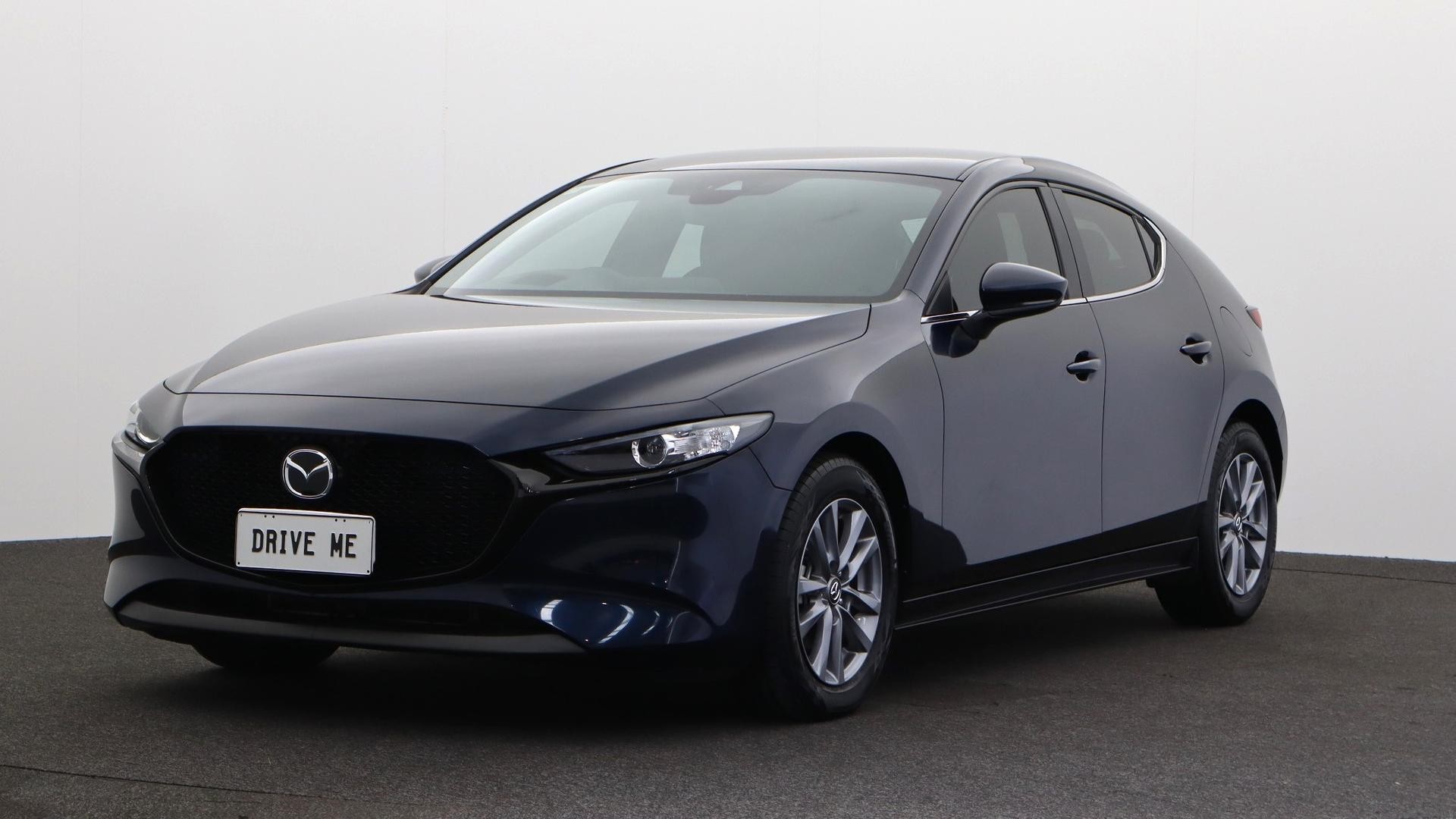 Mazda 3 image 1