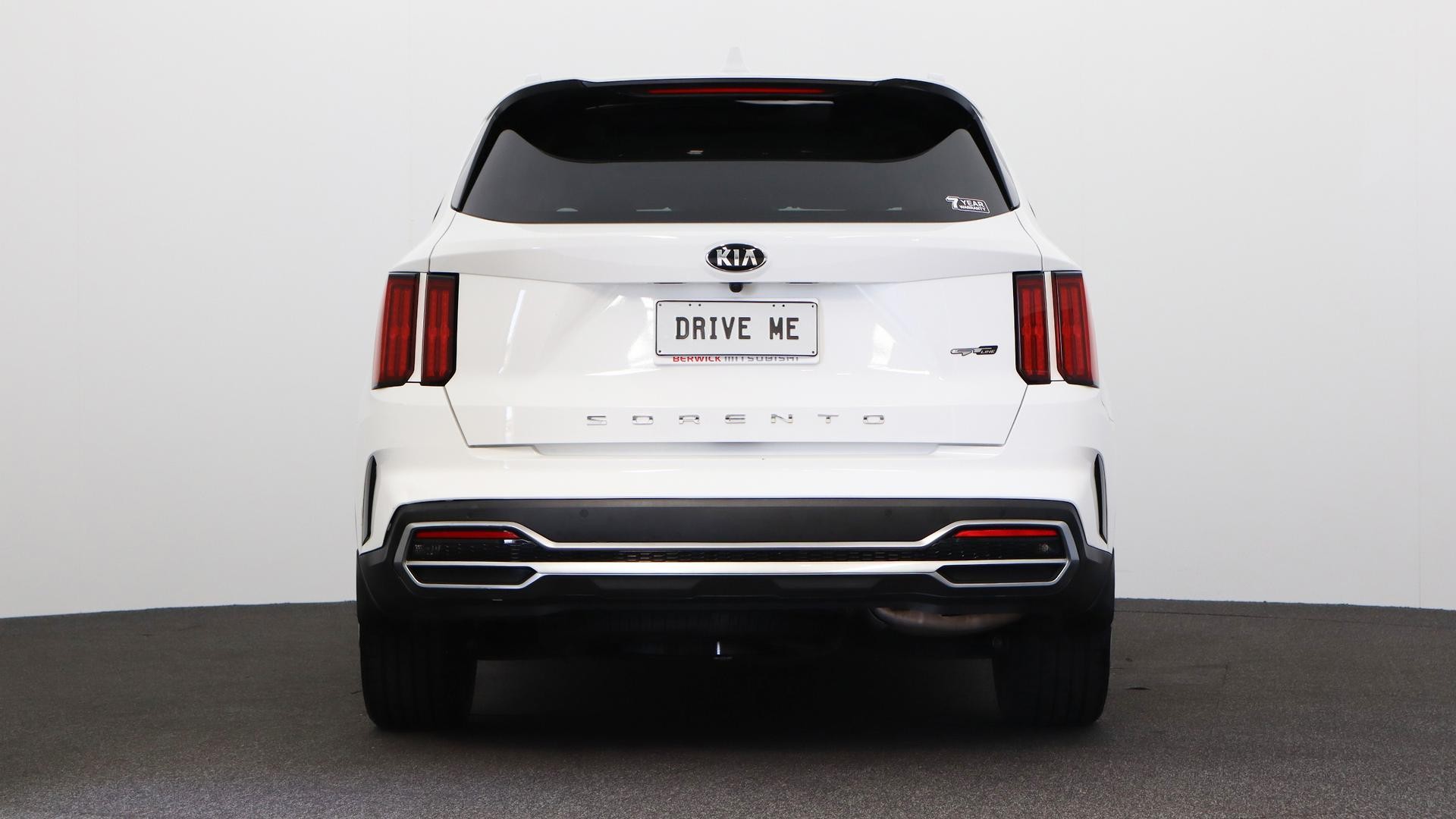 Kia Sorento image 3