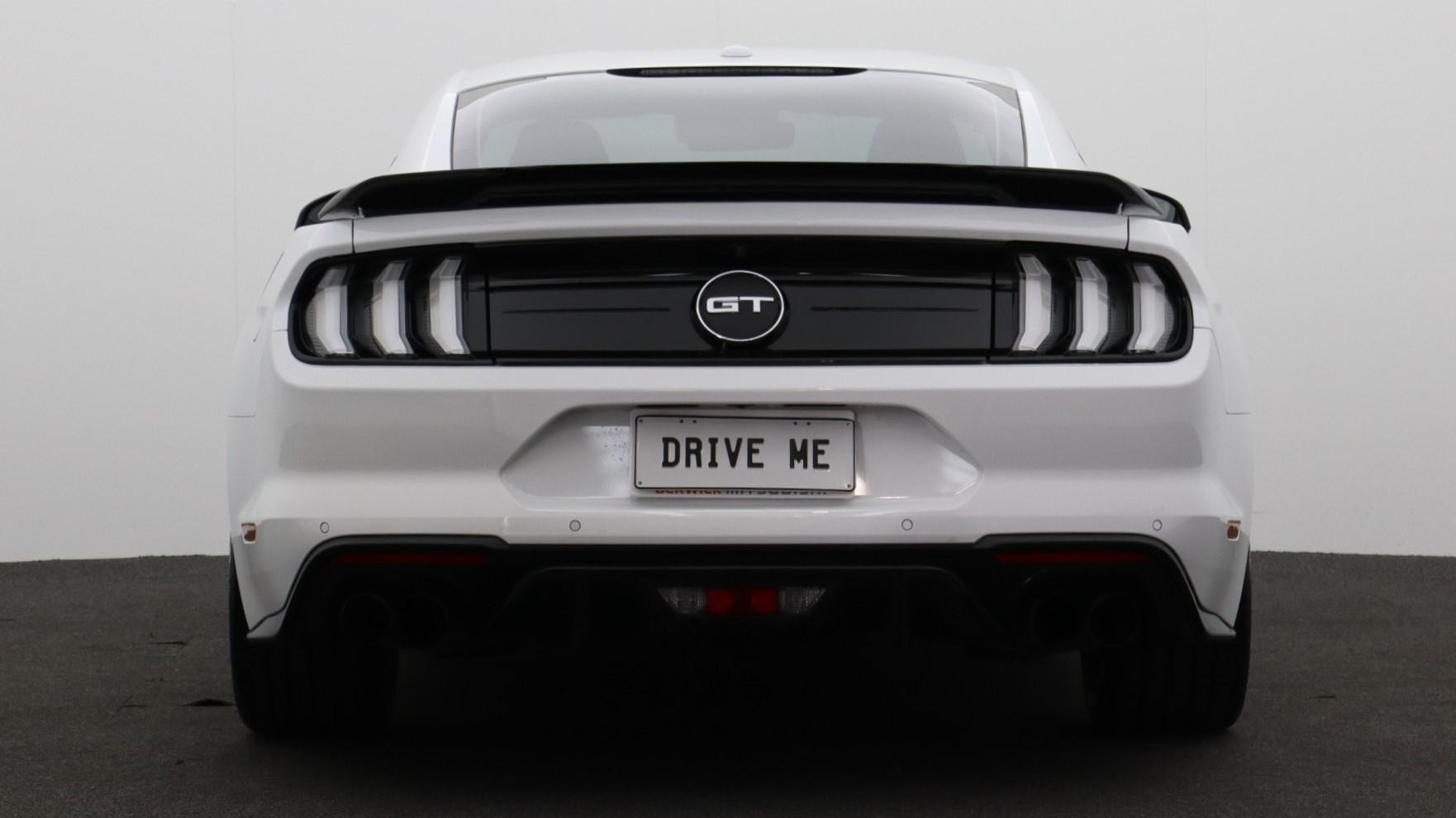 Ford Mustang image 3