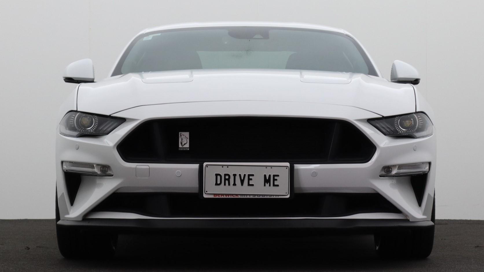 Ford Mustang image 2