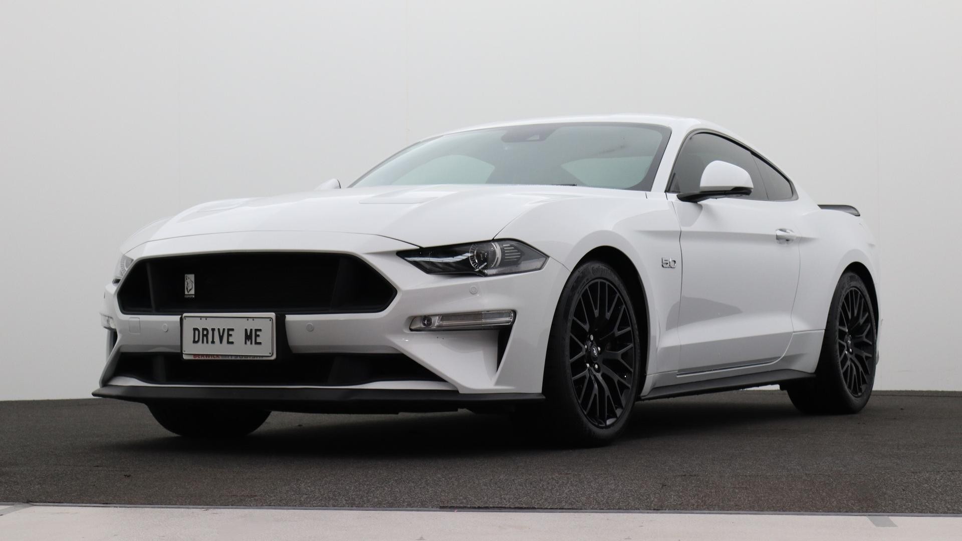 Ford Mustang image 1
