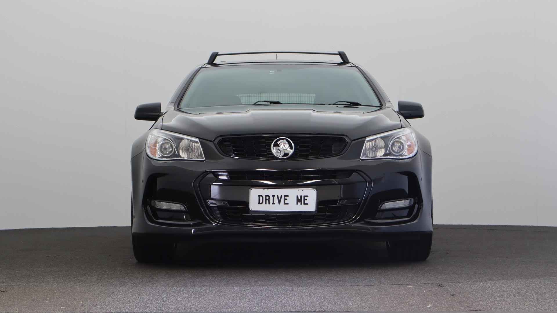 Holden Commodore image 2