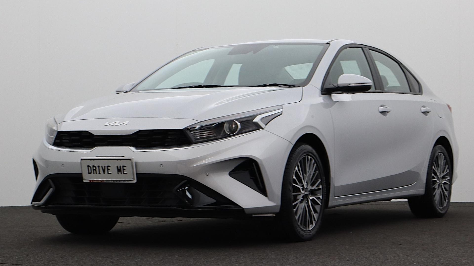 Kia Cerato image 1