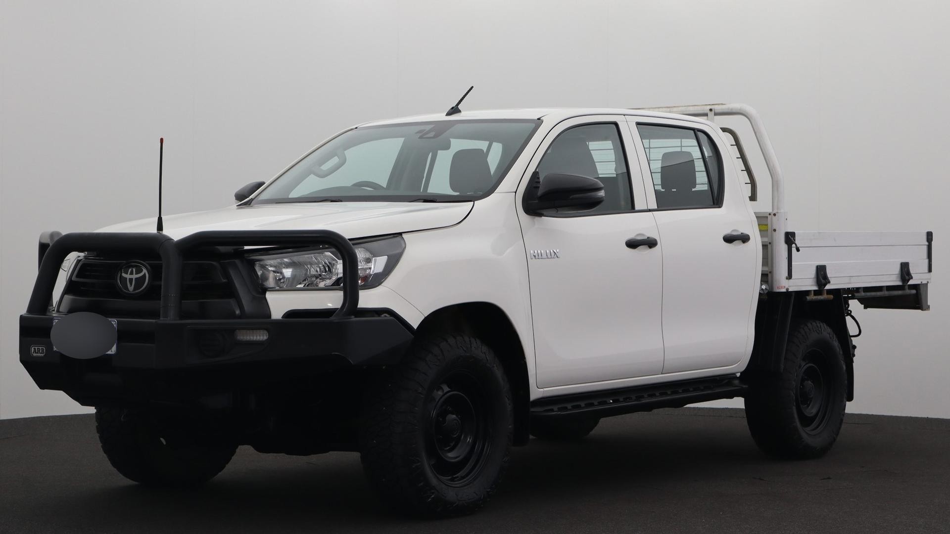 Toyota Hilux image 1