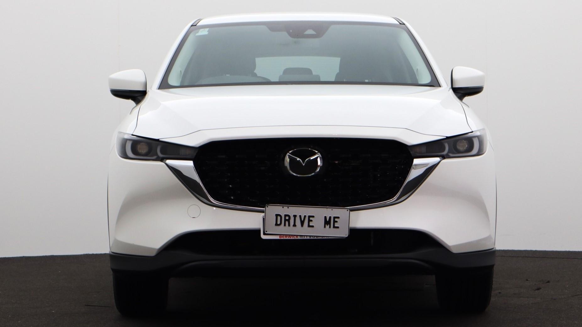 Mazda Cx-5 image 2