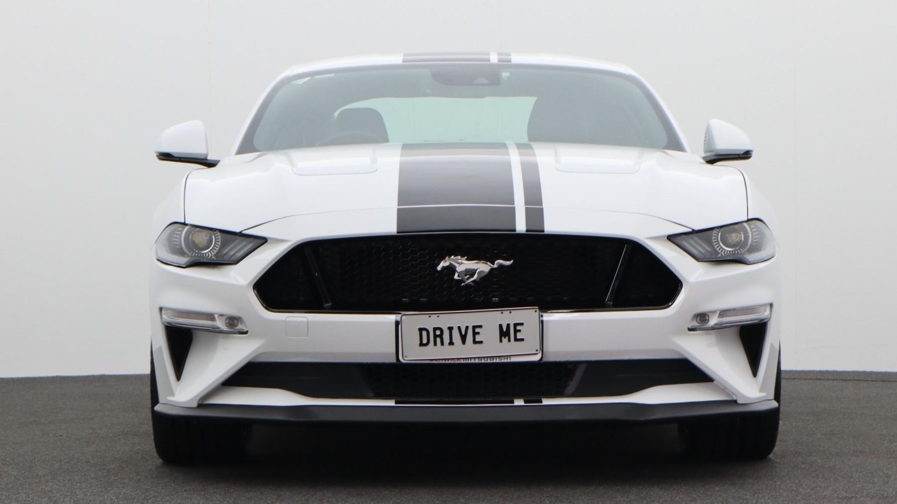 Ford Mustang image 2