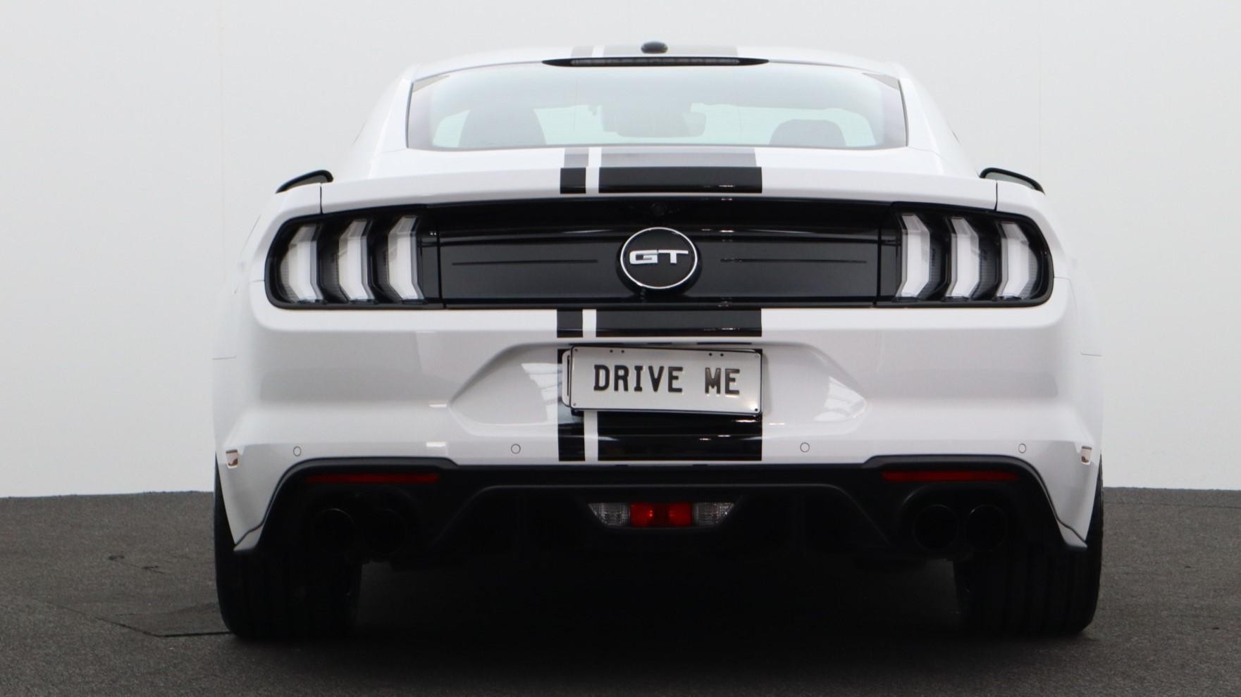 Ford Mustang image 3