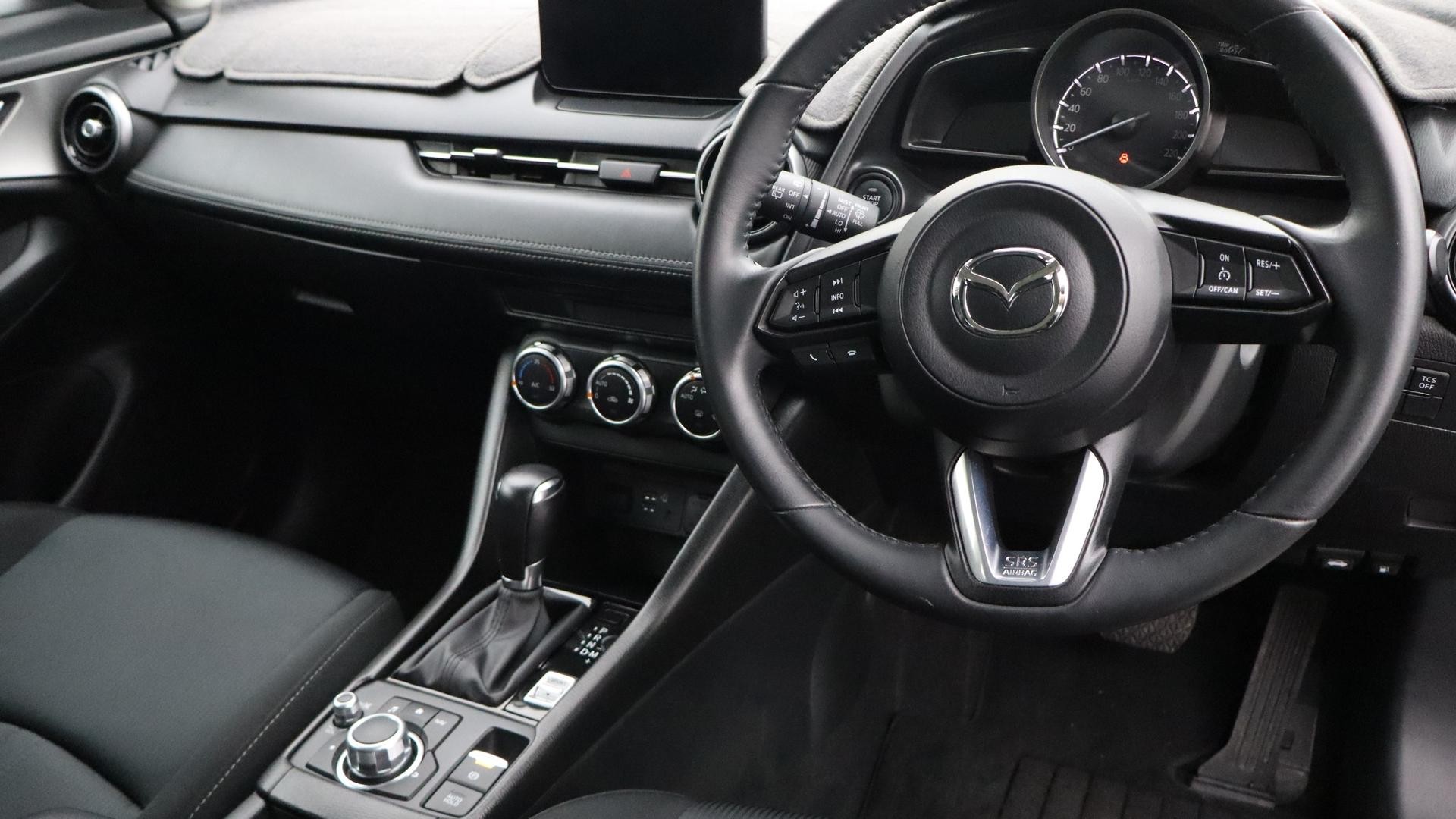 Mazda Cx-3 image 4