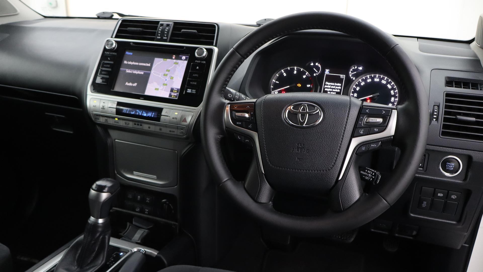 Toyota Landcruiser Prado image 4