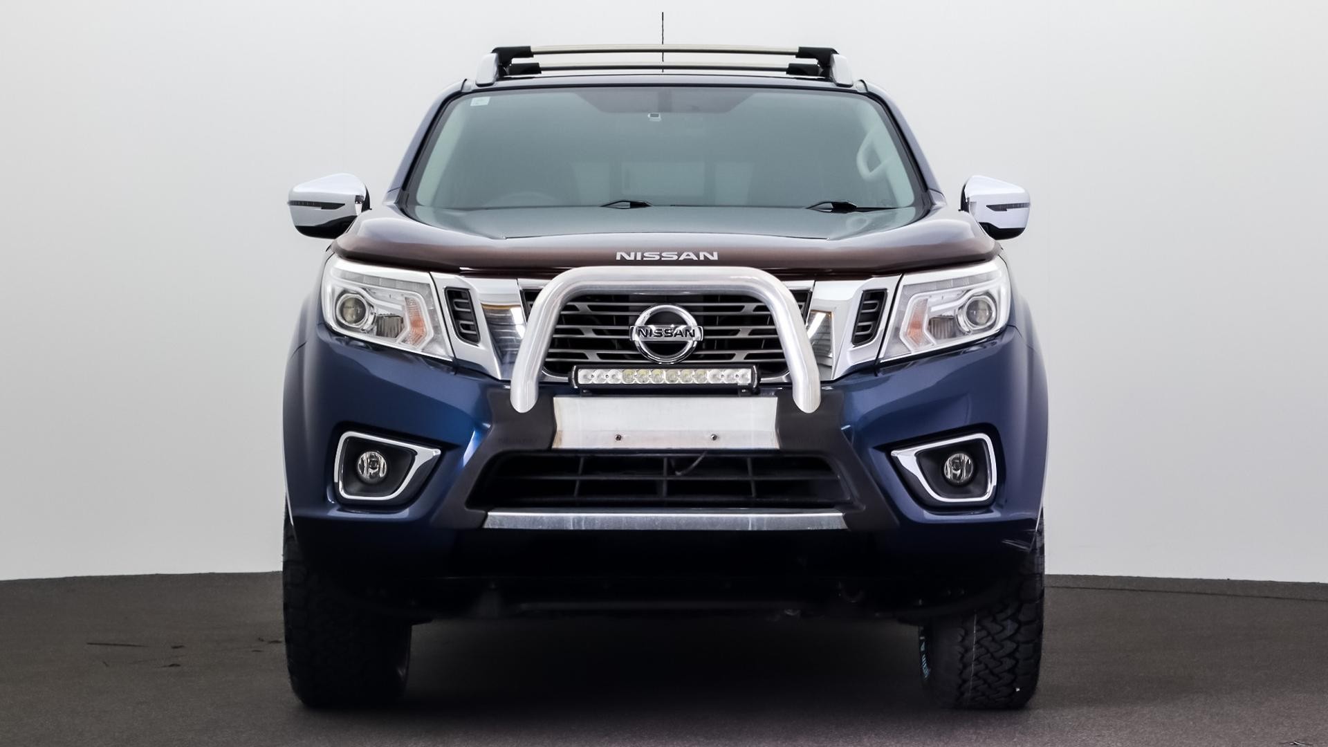 Nissan Navara image 2