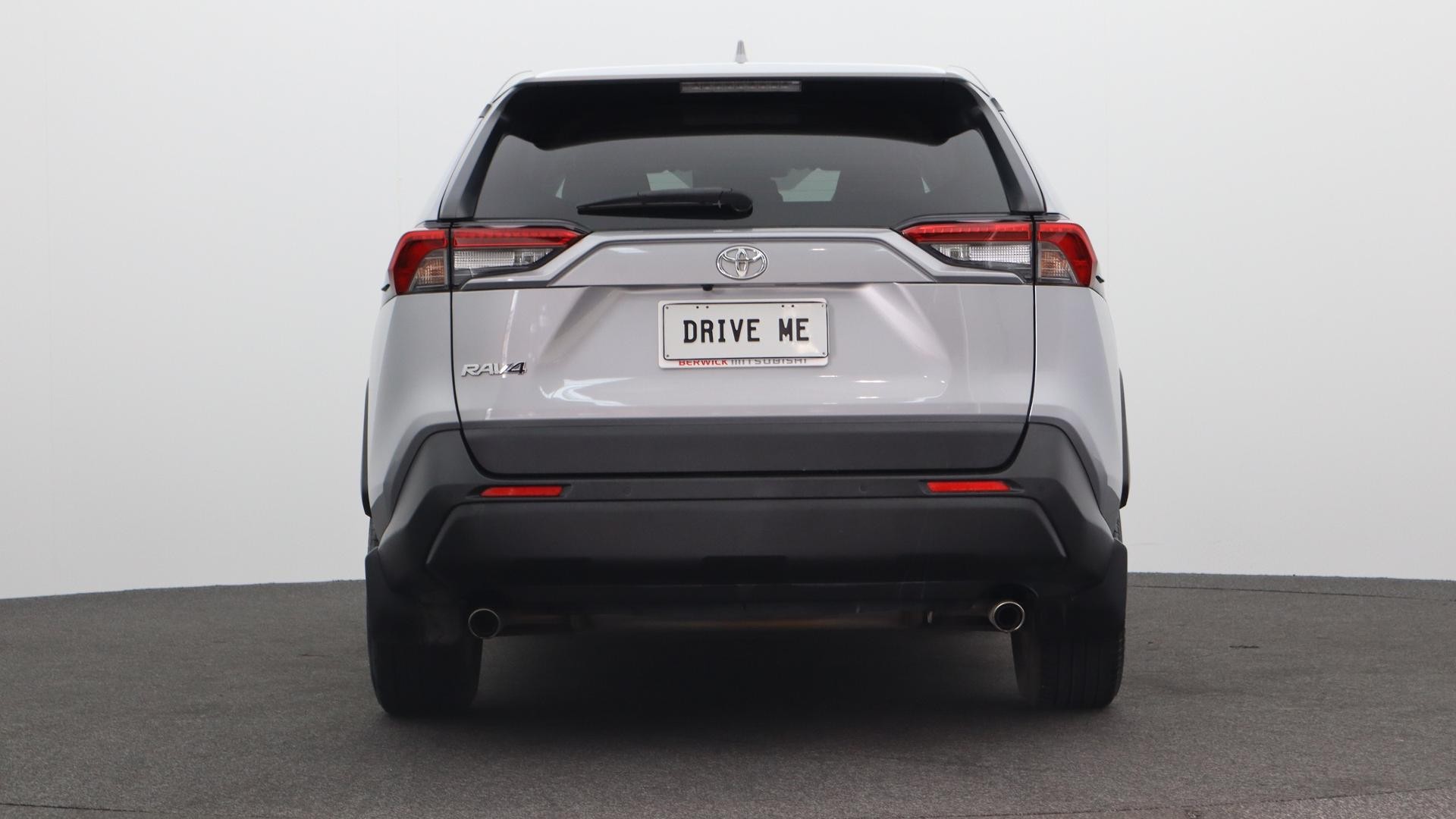 Toyota Rav4 image 3