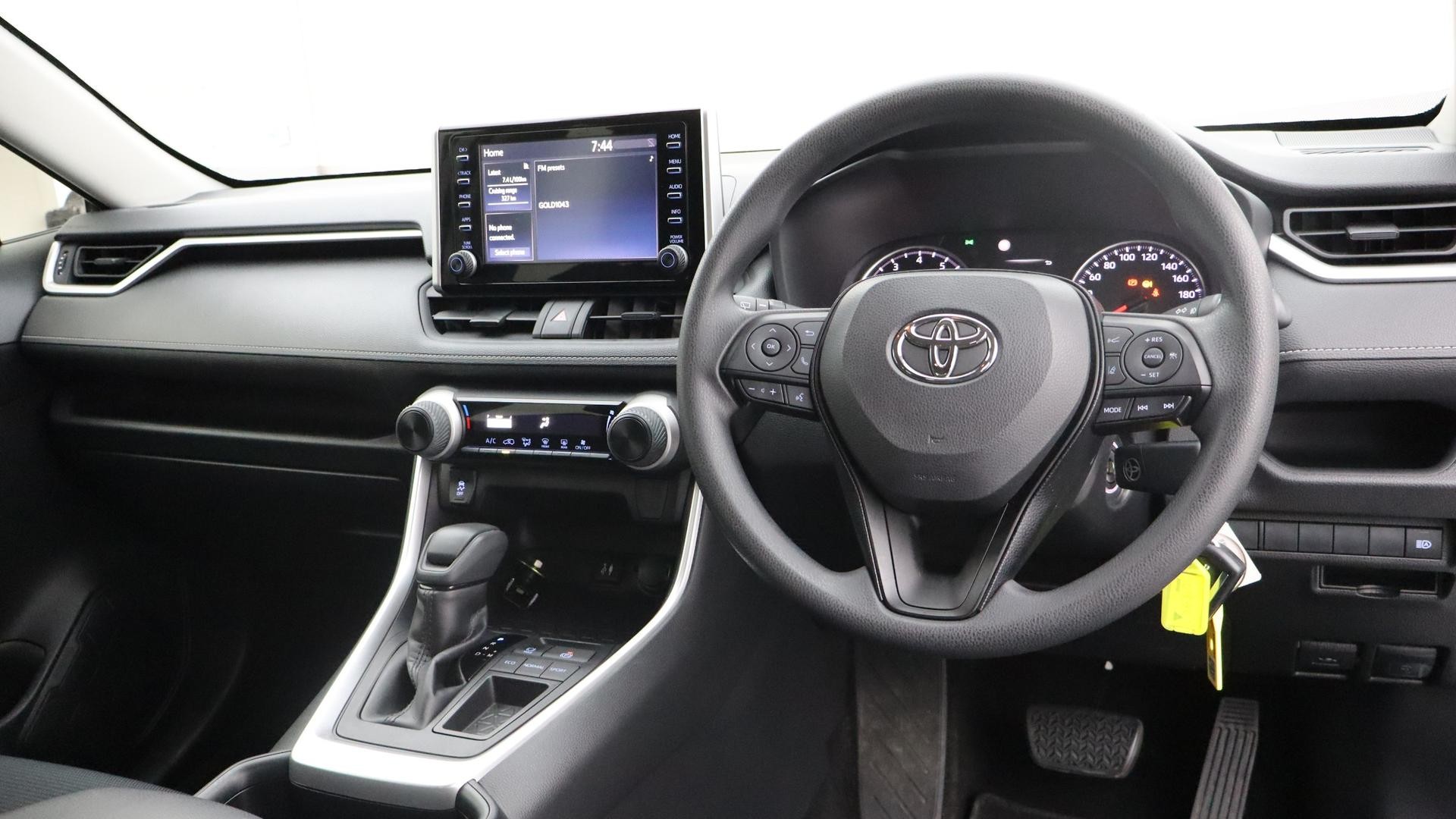 Toyota Rav4 image 4