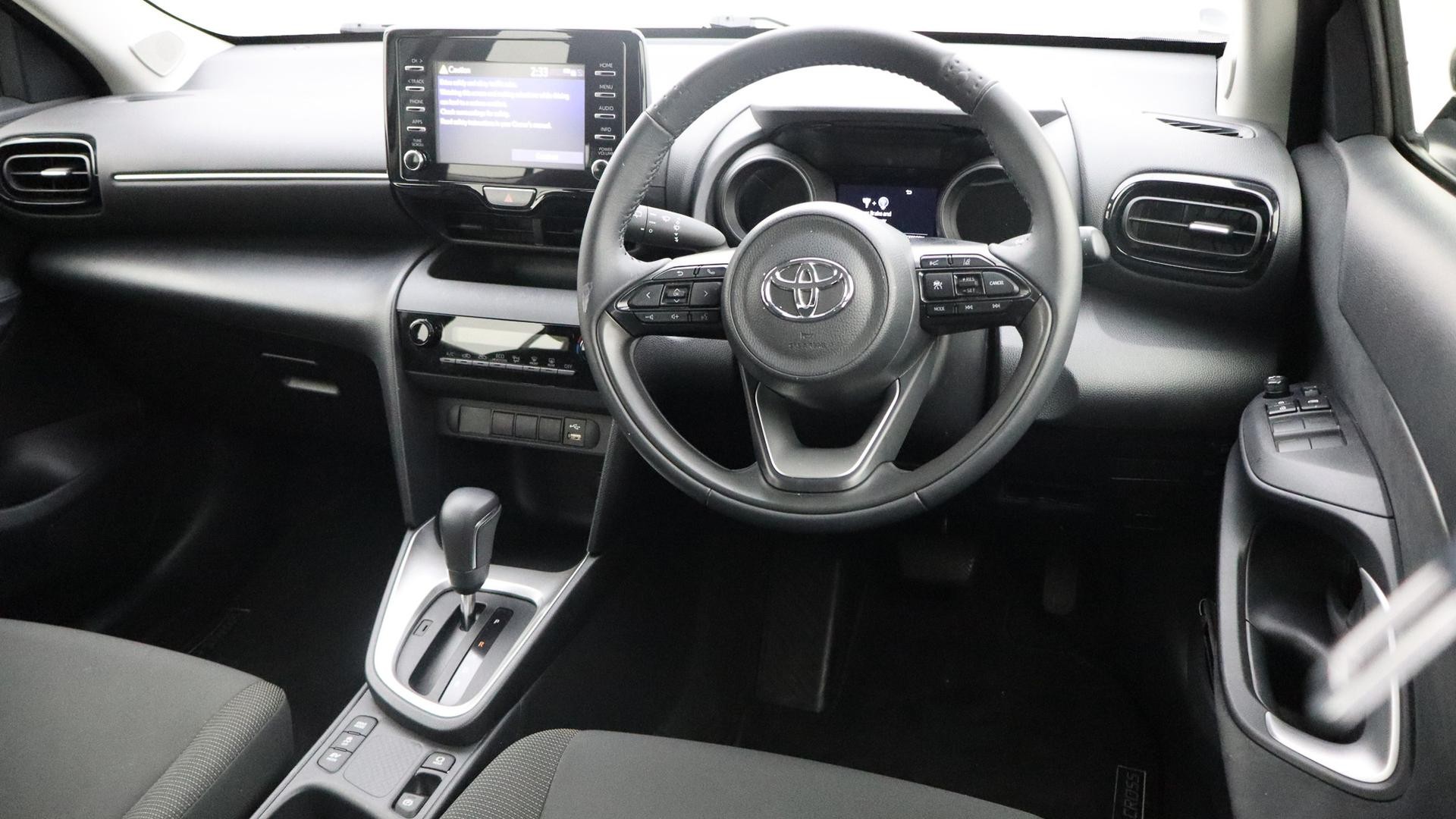 Toyota Yaris Cross image 4
