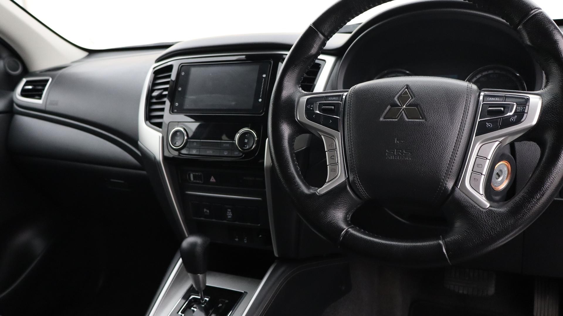 Mitsubishi Triton image 4