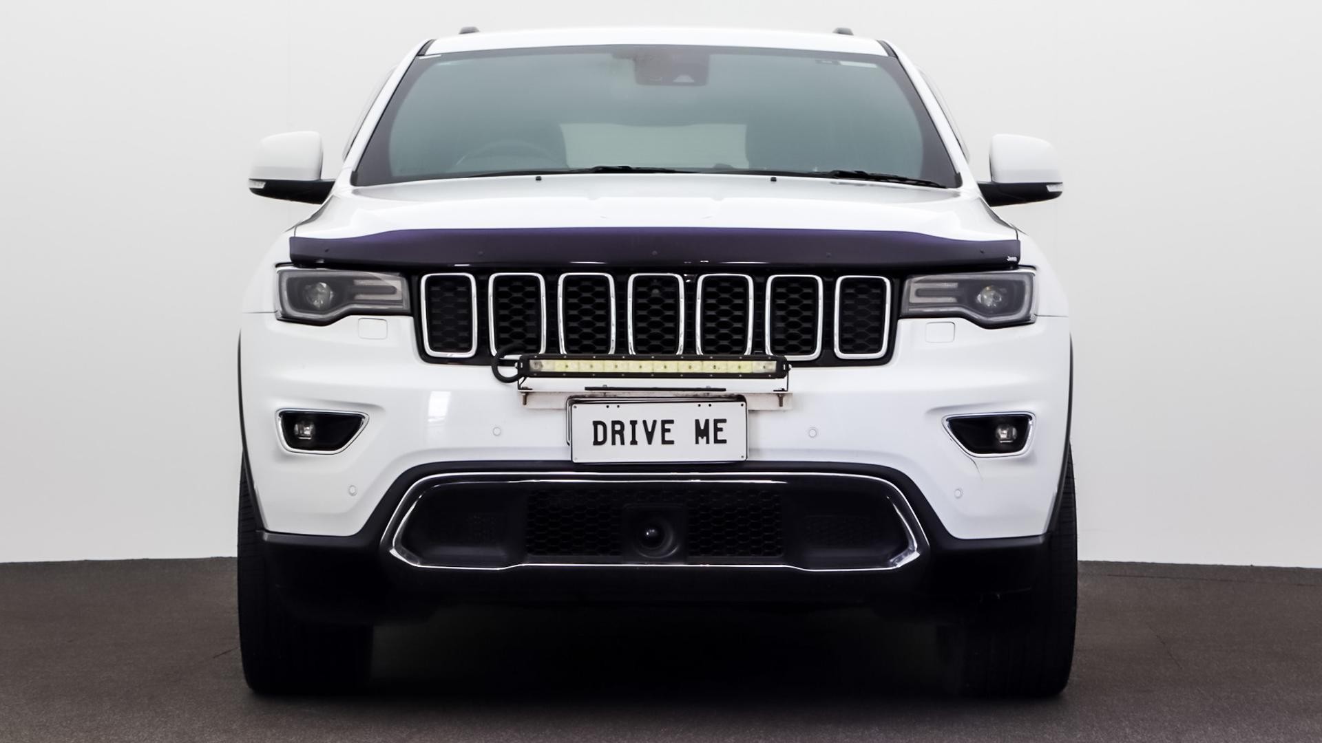 Jeep Grand Cherokee image 2