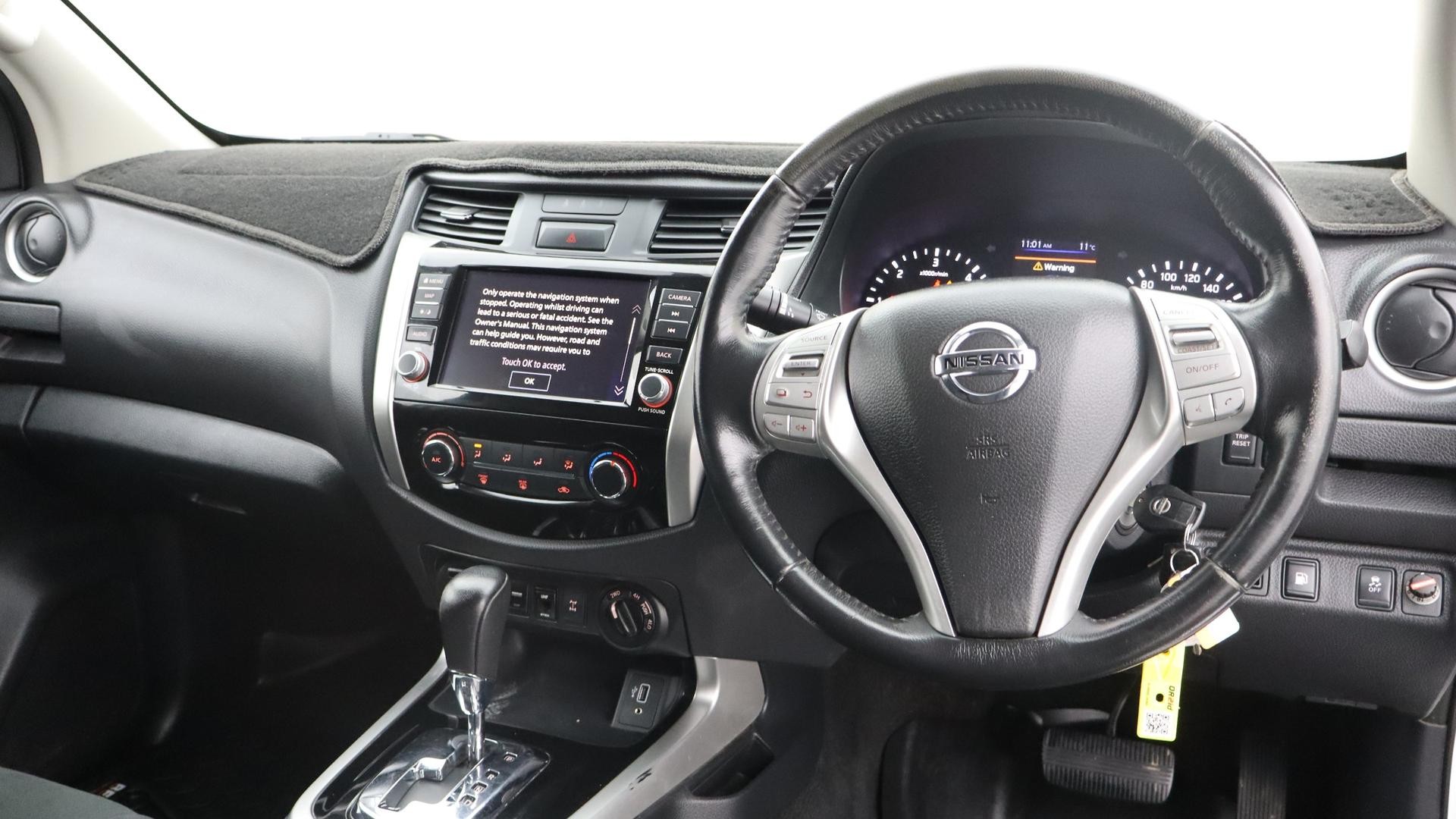 Nissan Navara image 4