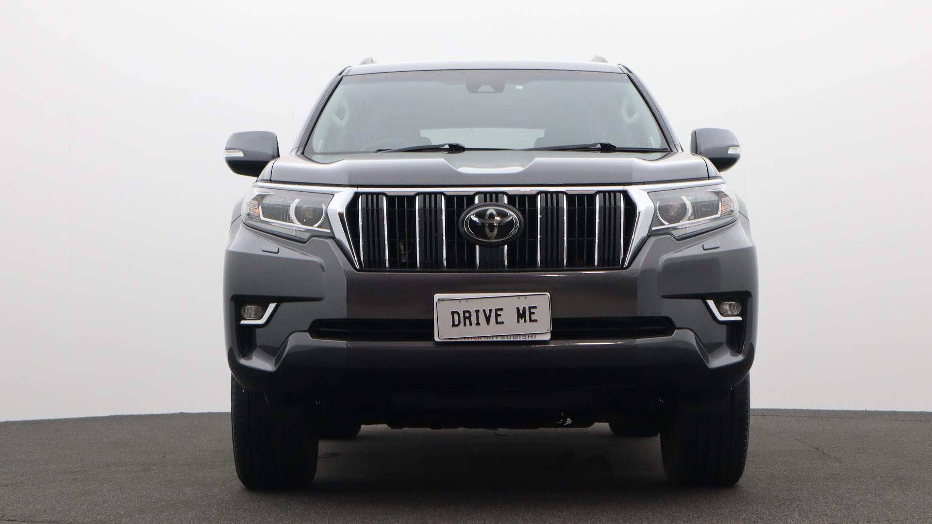 Toyota Landcruiser Prado image 2