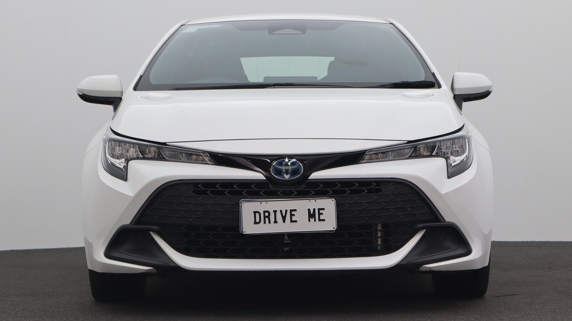 Toyota Corolla image 2