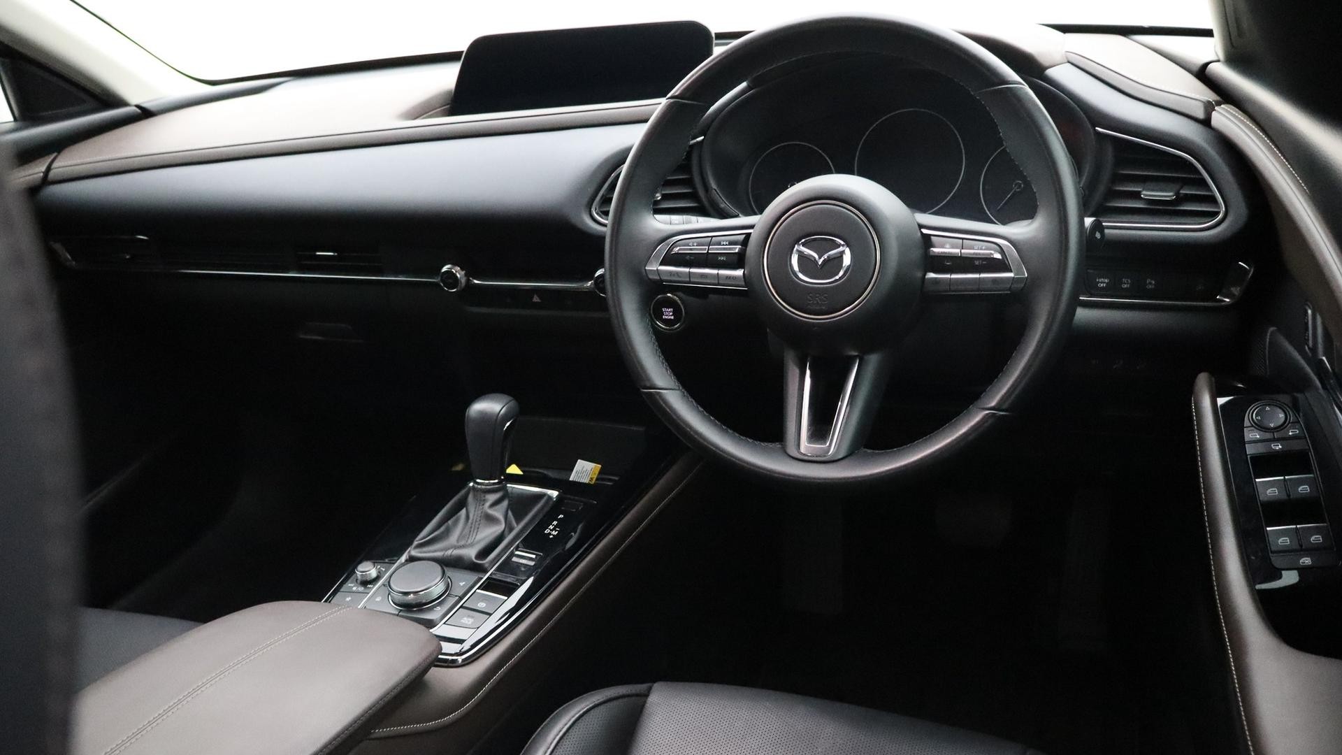 Mazda Cx-30 image 4