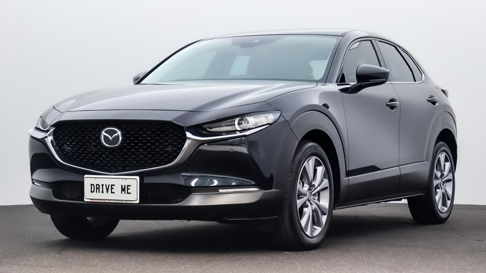 Mazda Cx-30 image 1