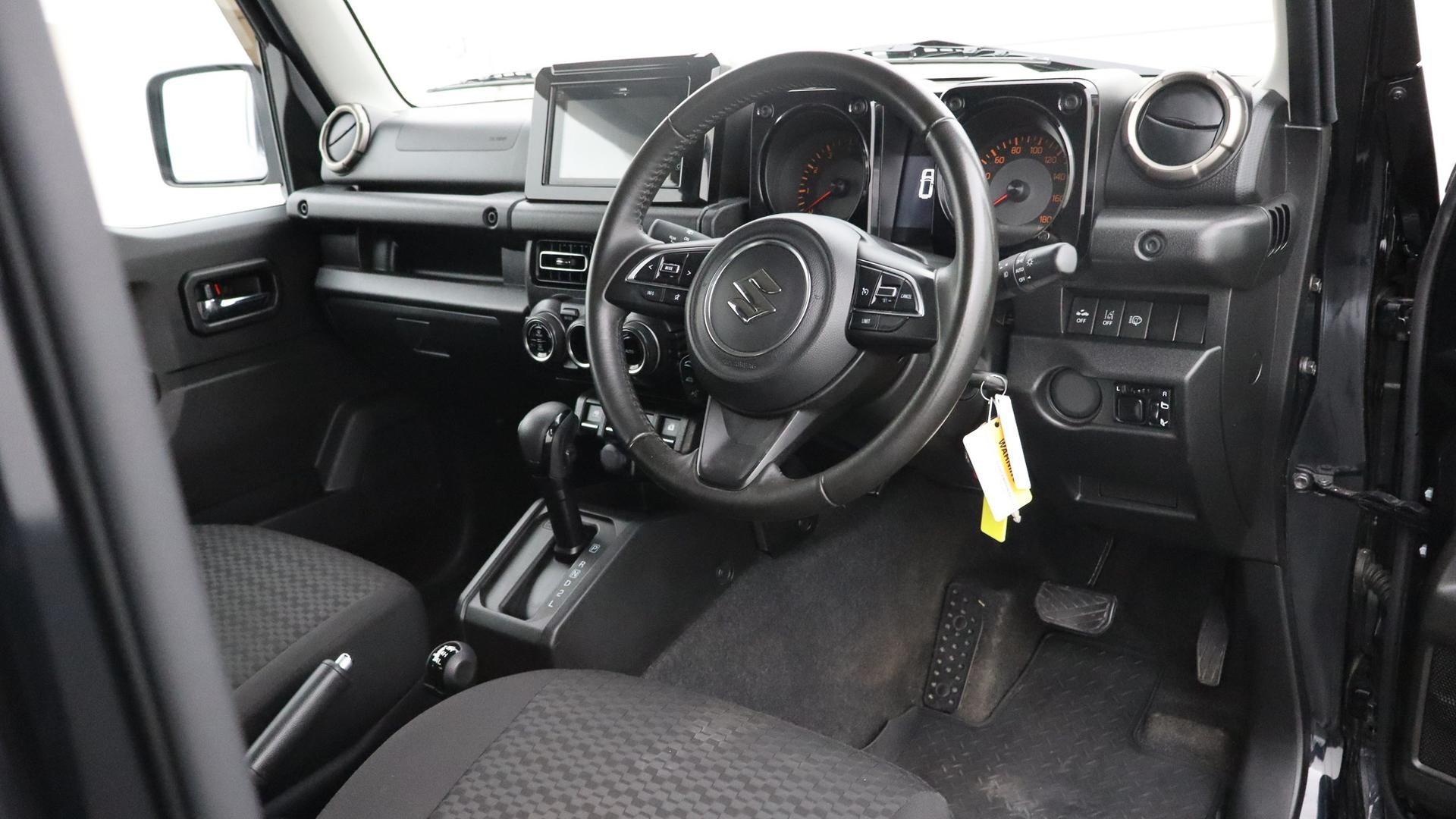Suzuki Jimny image 4