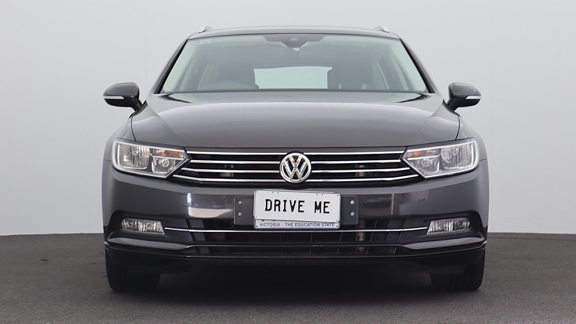 Volkswagen Passat image 2