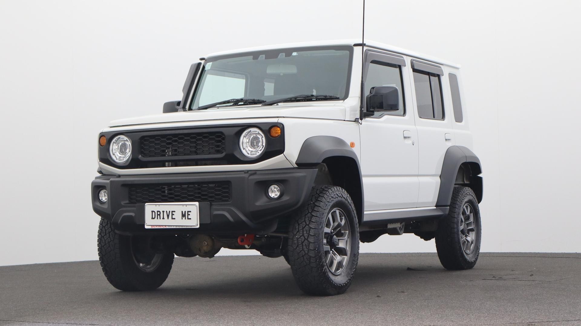 Suzuki Jimny image 1