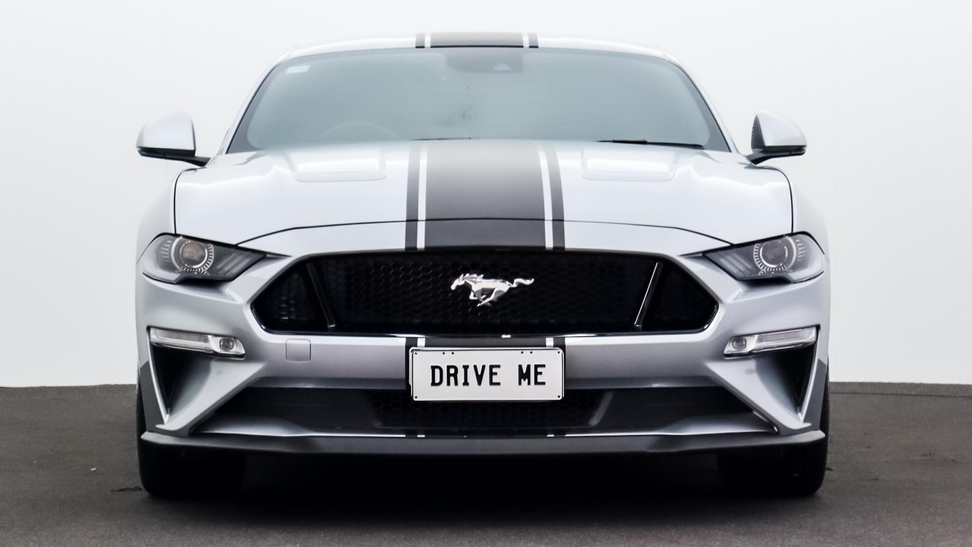 Ford Mustang image 2