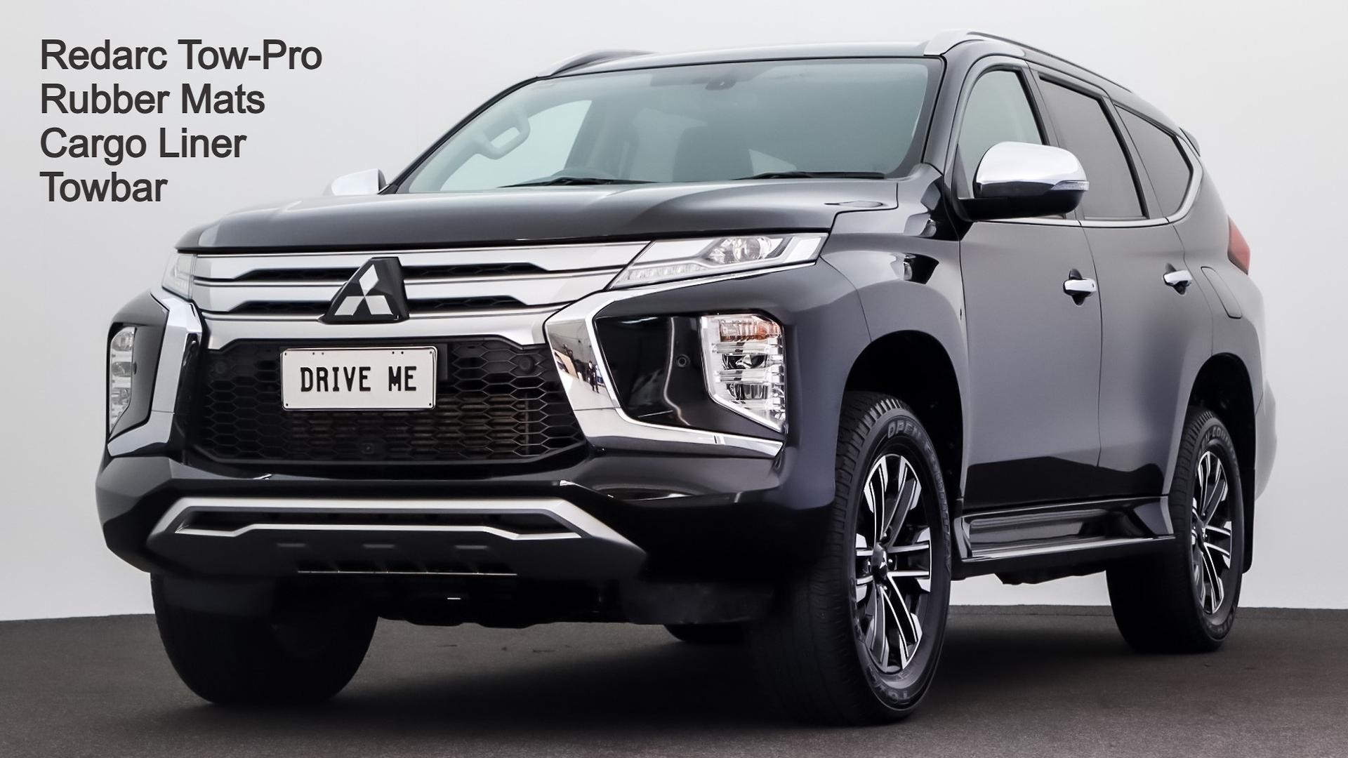 Mitsubishi Pajero Sport image 1