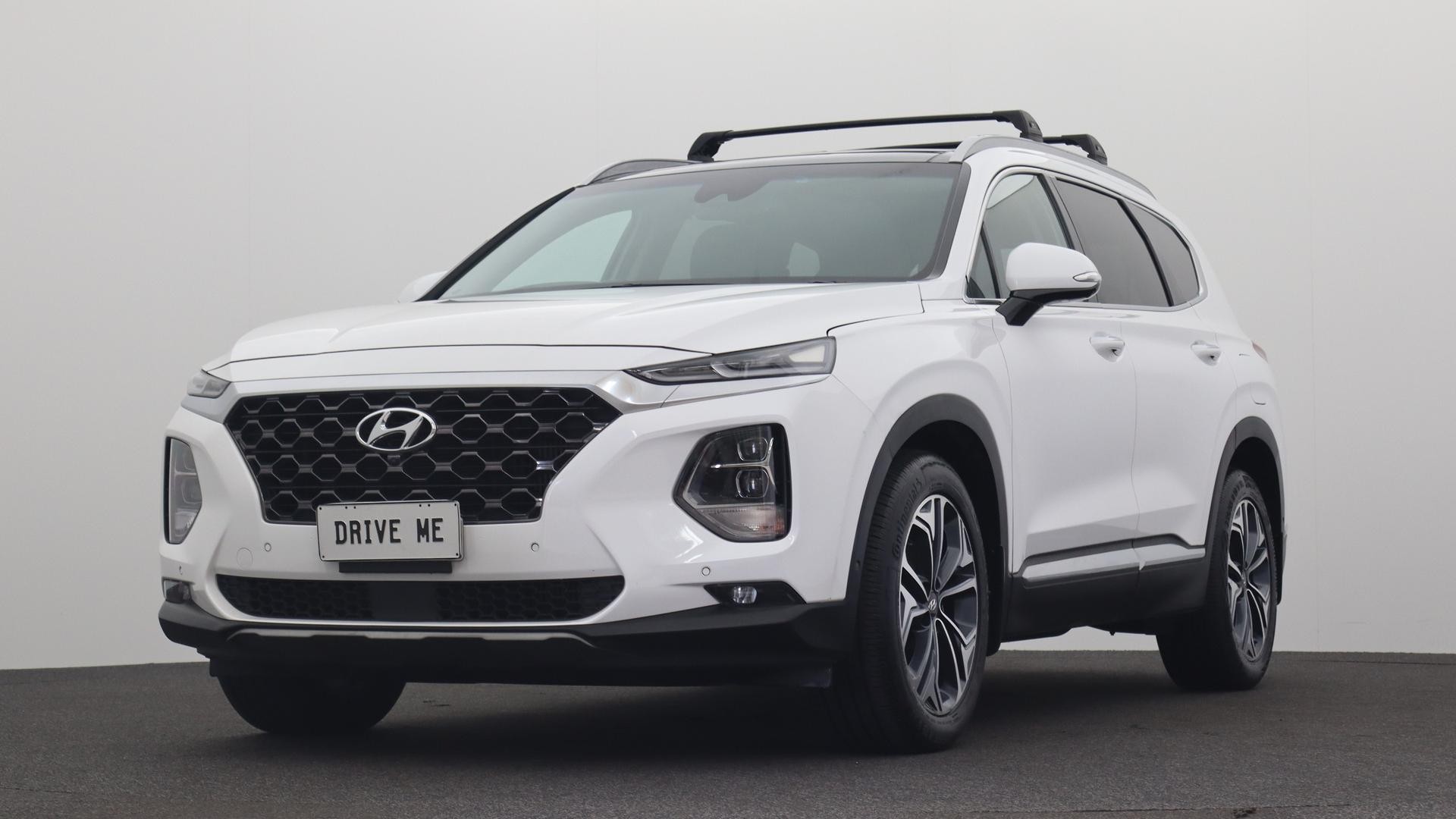 Hyundai Santa Fe image 1