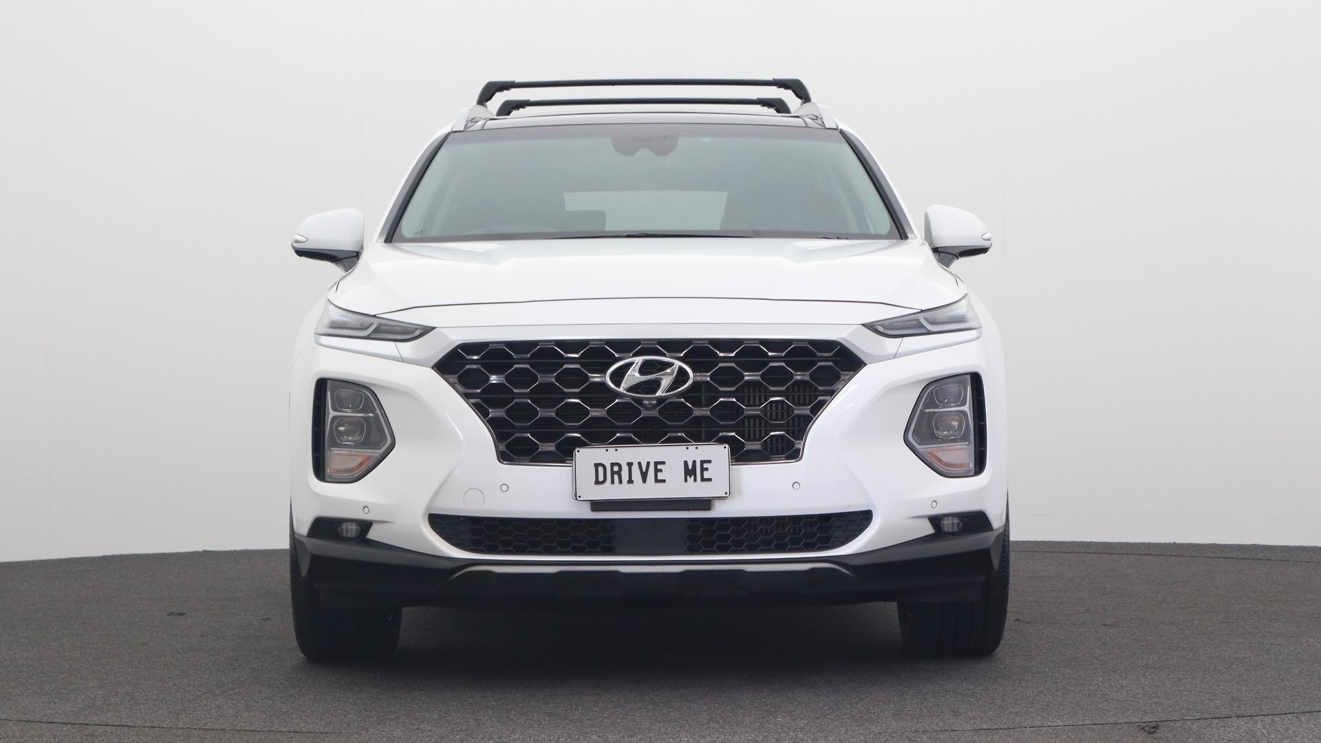 Hyundai Santa Fe image 2