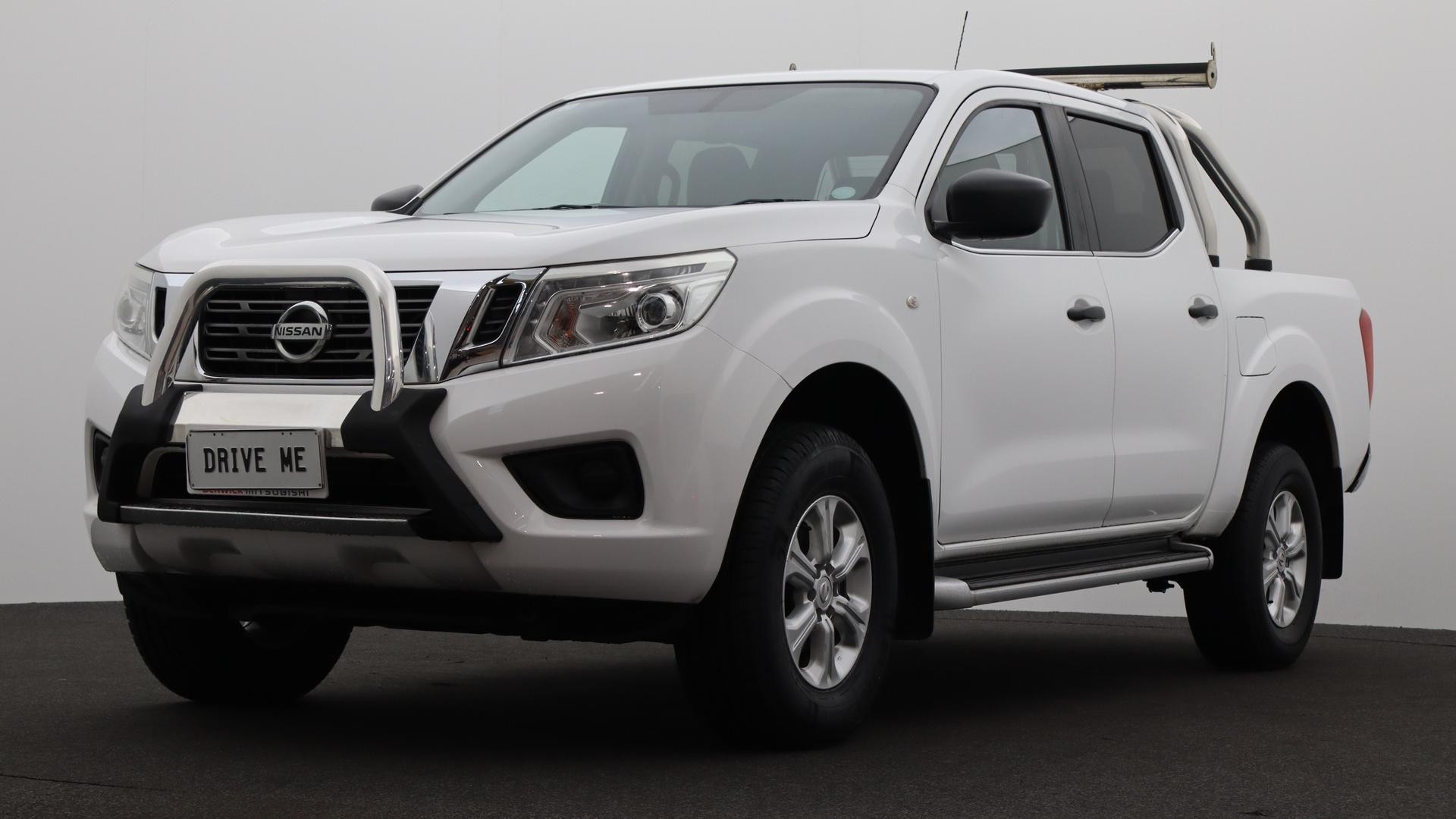 Nissan Navara image 1