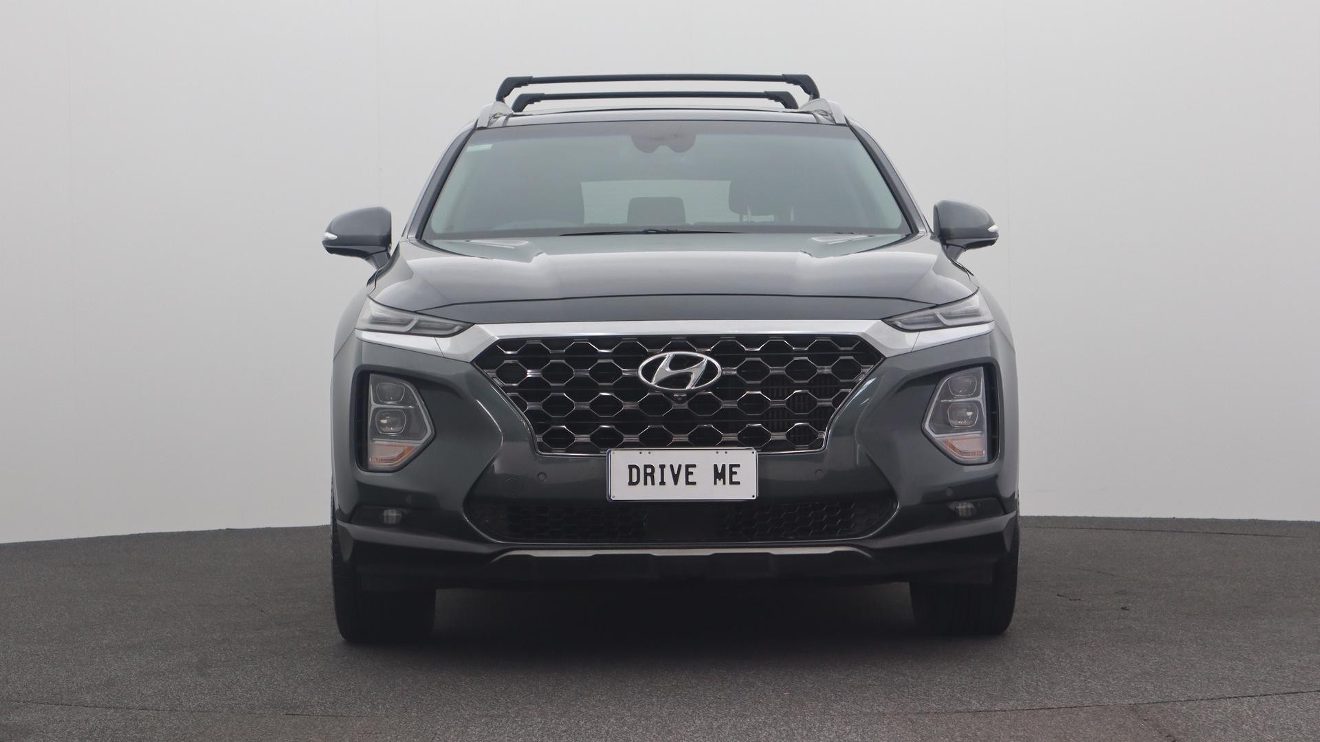 Hyundai Santa Fe image 2