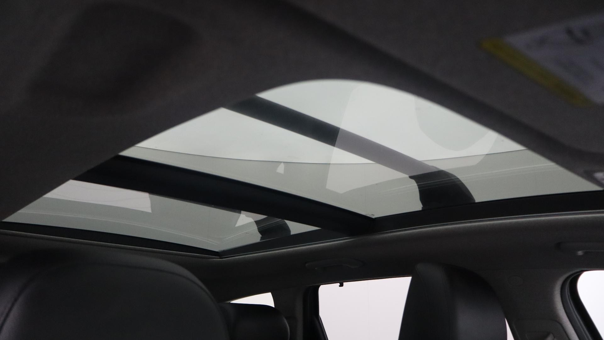 Hyundai Santa Fe image 4